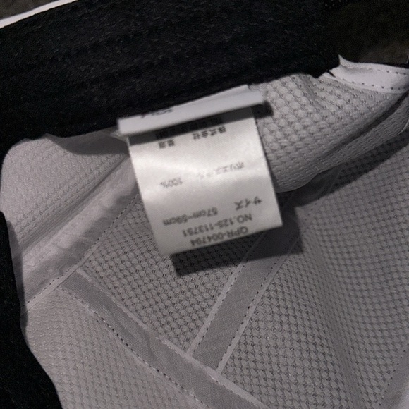 FILA Hat - Picture 7 of 7